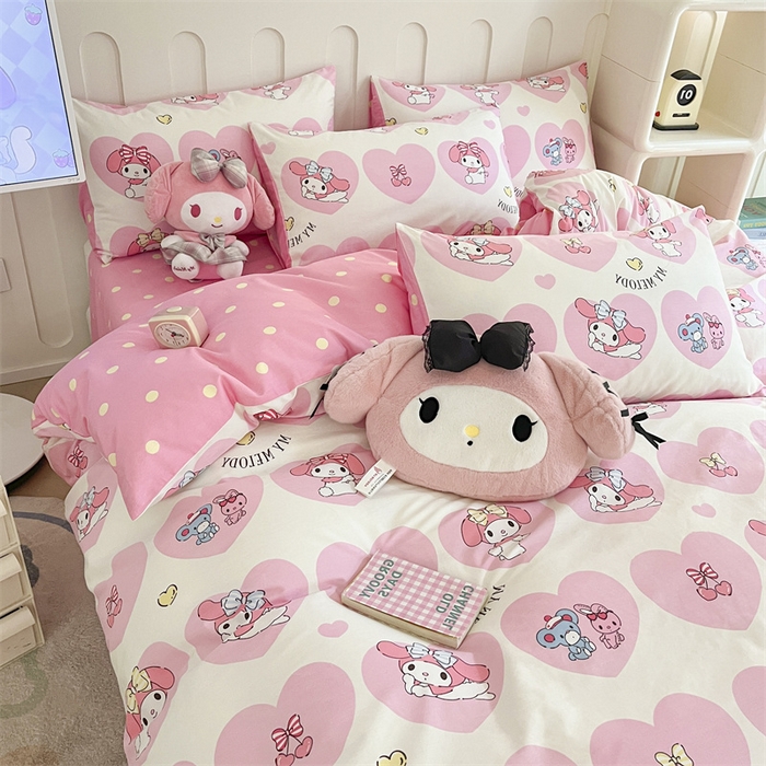 91家纺网 家纺一手货源 找家纺 呗旺鹿 2024新款三丽鸥系列全棉四件套 爱心造型屋