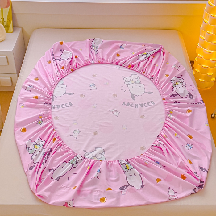 91家纺网 家纺一手货源 找家纺 金丝鸟家纺 2024新款全棉三丽鸥系列床笠 开心帕恰狗