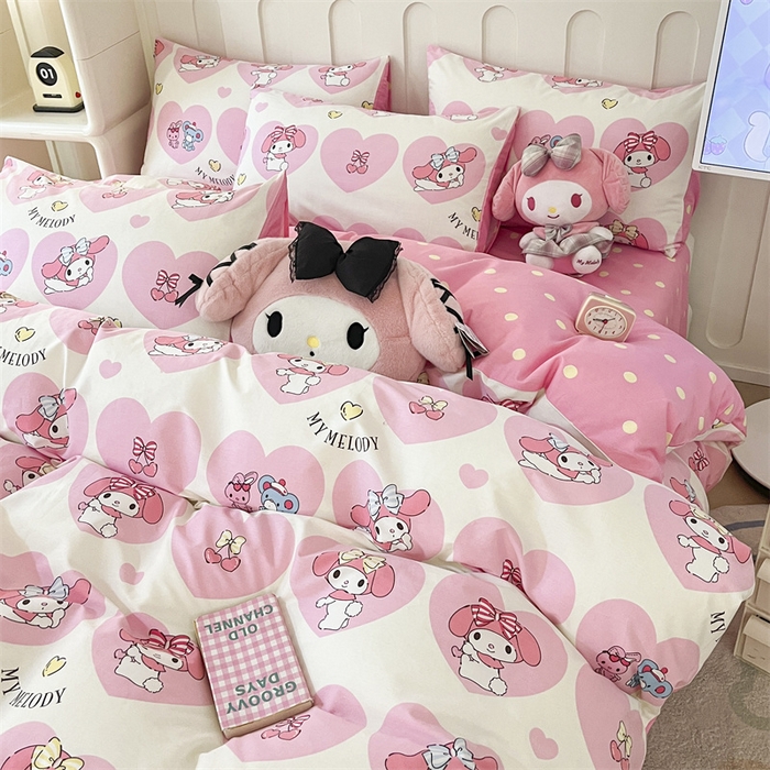 91家纺网 家纺一手货源 找家纺 呗旺鹿 2024新款三丽鸥系列全棉四件套 爱心造型屋