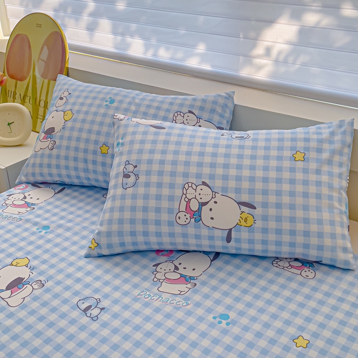 91家纺网 家纺一手货源 找家纺 金丝鸟家纺 2024新款全棉三丽鸥系列床单 格子帕恰狗