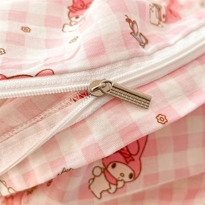 91家纺网 家纺一手货源 找家纺 呗旺鹿 2024新款三丽鸥系列全棉四件套 小小美乐蒂