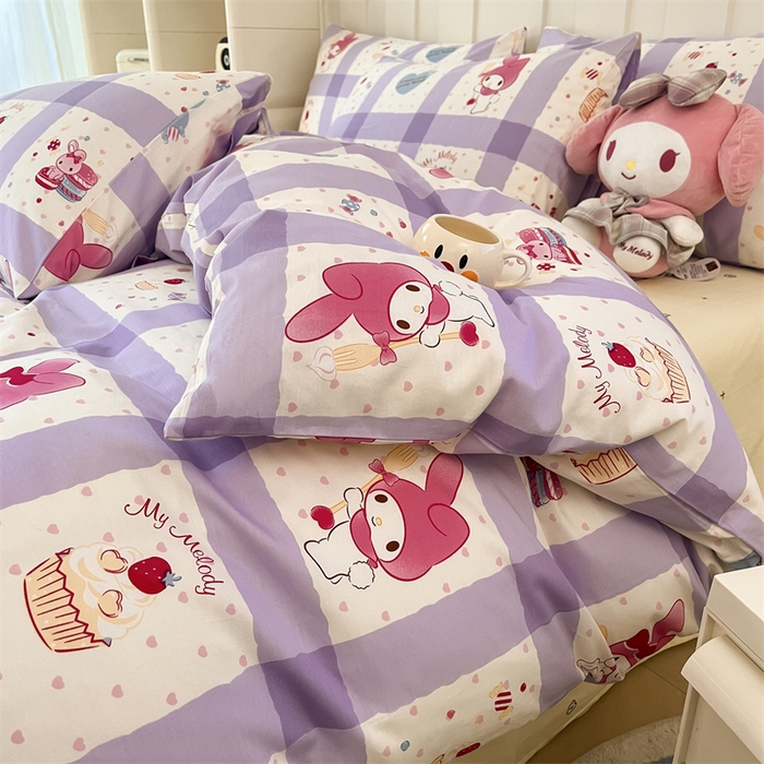 91家纺网 家纺一手货源 找家纺 呗旺鹿 2024新款三丽鸥系列全棉四件套 格子美乐蒂