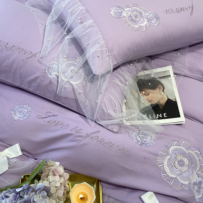 91家纺网 家纺一手货源 找家纺 欧冠家纺 2024新款全棉蕾丝珍珠网纱四件套 丽丽贝尔系列 薰衣紫