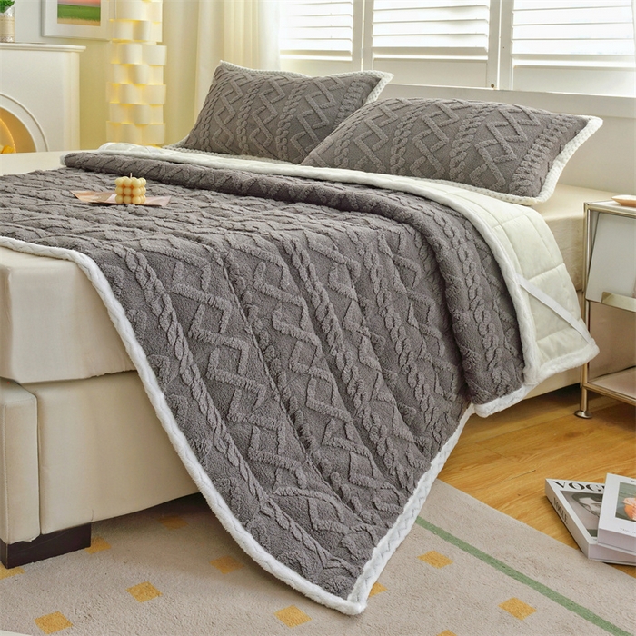 91家纺网 家纺一手货源 找家纺 凌云家纺 2025新款A类牛奶绒塔芙蓉床垫床褥 古典灰