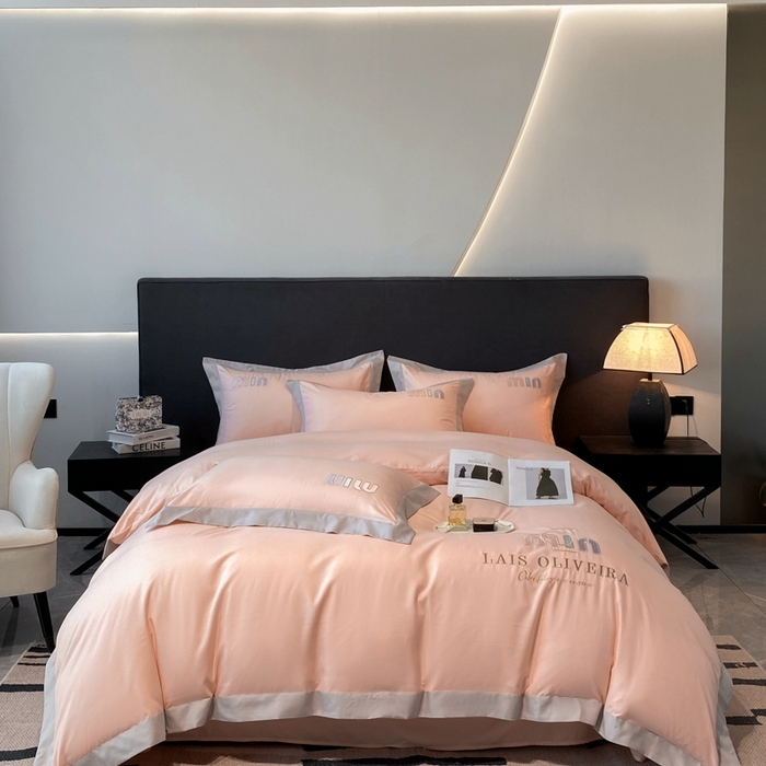 91家纺网 家纺一手货源 找家纺 遇见家居生活馆 2024新款亲肤磨毛刺绣四件套-克洛伊 克洛伊-嫩粉