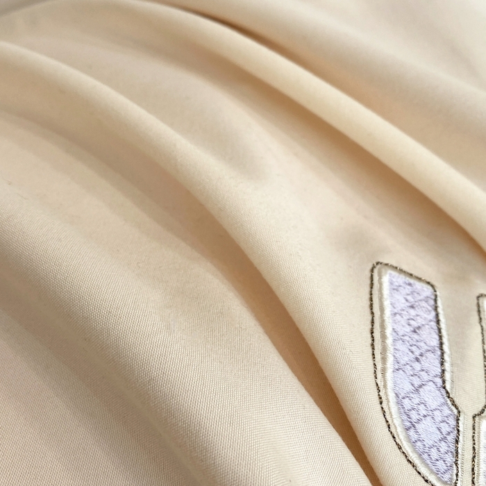 91家纺网 家纺一手货源 找家纺 遇见家居生活馆 2024新款亲肤磨毛刺绣四件套-克洛伊 克洛伊-奶昔白