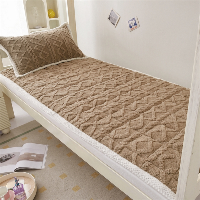 91家纺网 家纺一手货源 找家纺 凌云家纺 2025新款A类牛奶绒塔芙蓉可机洗可折叠床垫床褥 卡其