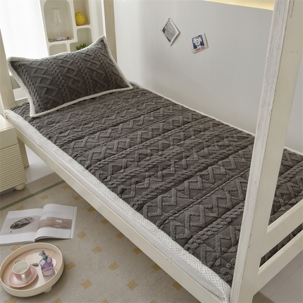 91家纺网 家纺一手货源 找家纺 （总）凌云家纺 2025新款A类牛奶绒塔芙蓉可机洗可折叠床垫床褥