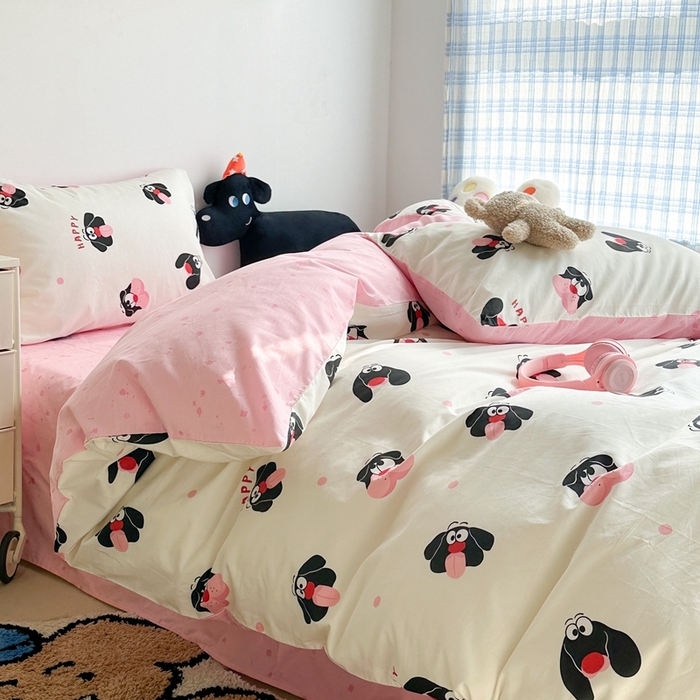 91家纺网 家纺一手货源 找家纺 昔可家纺 2024新款潮趣卡通系列全棉四件套 小黑狗