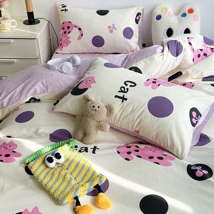 91家纺网 家纺一手货源 找家纺 昔可家纺 2024新款潮趣卡通系列全棉四件套 紫波点猫猫
