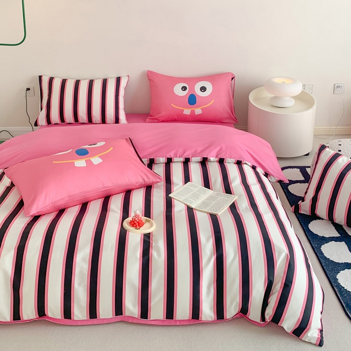 91家纺网 家纺一手货源 找家纺 澳萝拉 2024新款全棉条纹卡通大版四件套 小丑条纹-粉