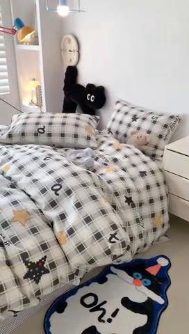 91家纺网 家纺一手货源 找家纺 昔可家纺 2023新款12月卡通全棉四件套 格纹小棕熊