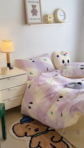 91家纺网 家纺一手货源 找家纺 昔可家纺 2024新款潮趣卡通系列全棉四件套 紫格苹果狗