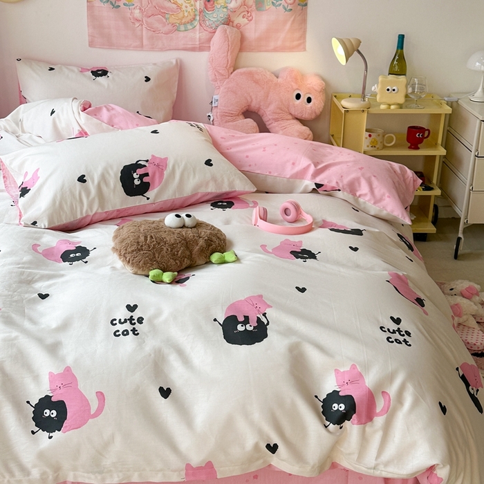 91家纺网 家纺一手货源 找家纺 昔可家纺 2024新款潮趣卡通系列全棉四件套 煤球猫猫