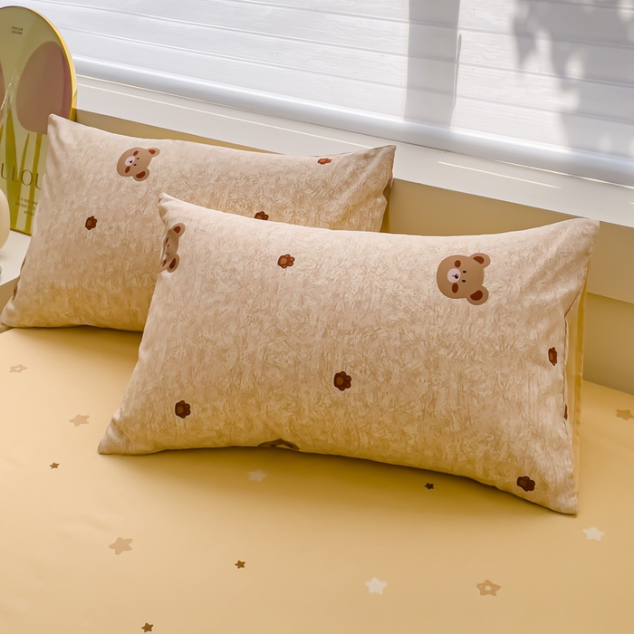 91家纺网 家纺一手货源 找家纺 金丝鸟 2024新款全棉四件套可爱卡通系列四件套 咖色波点小熊