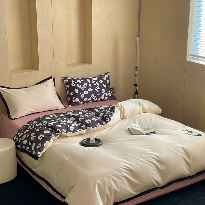 91家纺网 家纺一手货源 找家纺 （总）赫帛 2024新款50s缎纹数码印花长绒棉刺绣四件套-龙须面