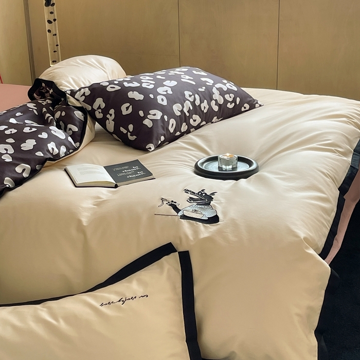 91家纺网 家纺一手货源 找家纺 （总）赫帛 2024新款50s缎纹数码印花长绒棉刺绣四件套-龙须面