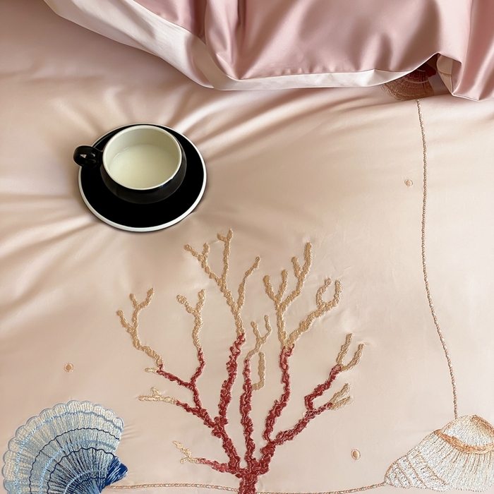 91家纺网 家纺一手货源 找家纺 （总）赫帛 2024新款50s缎纹数码印花长绒棉刺绣四件套-海洋之星