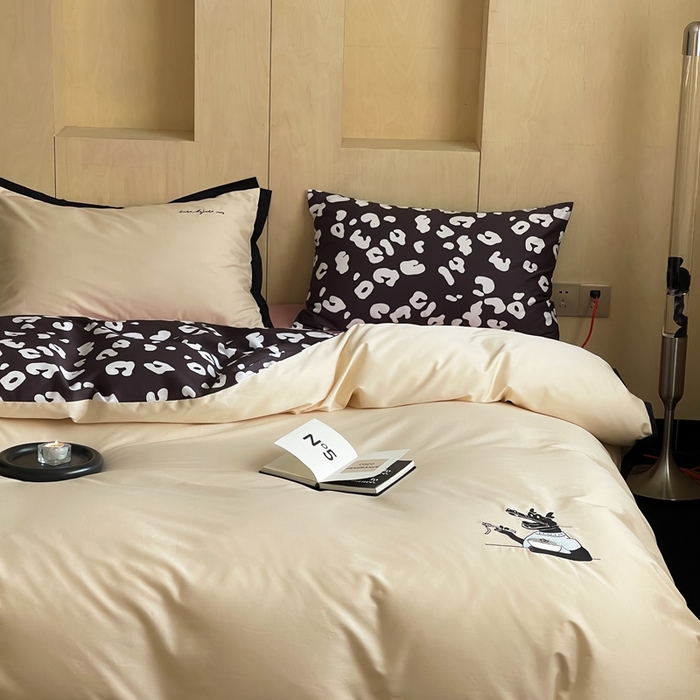 91家纺网 家纺一手货源 找家纺 （总）赫帛 2024新款50s缎纹数码印花长绒棉刺绣四件套-龙须面