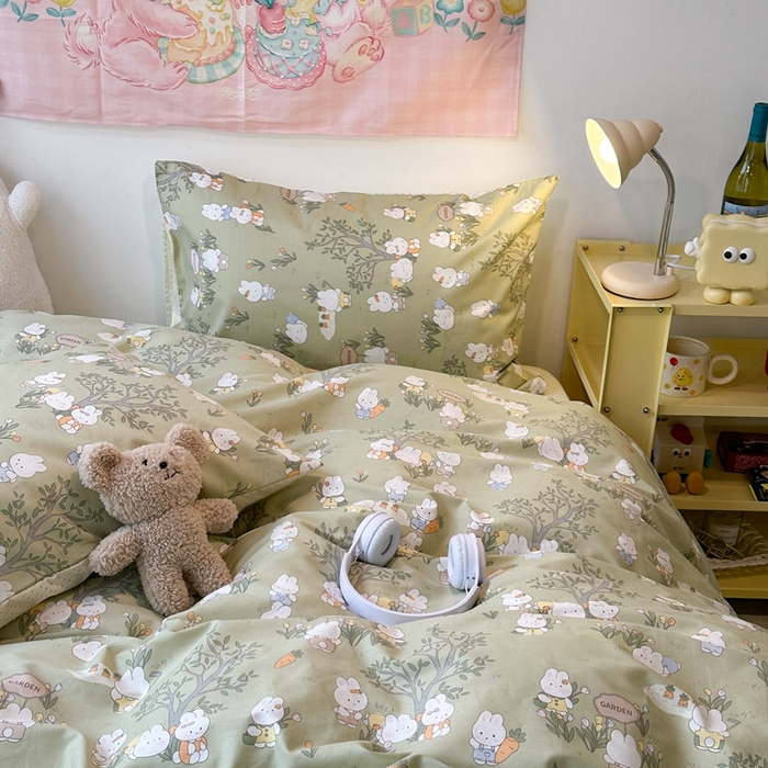 91家纺网 家纺一手货源 找家纺 昔可家纺 2024新款小清新系列全棉四件套 绿森林小兔