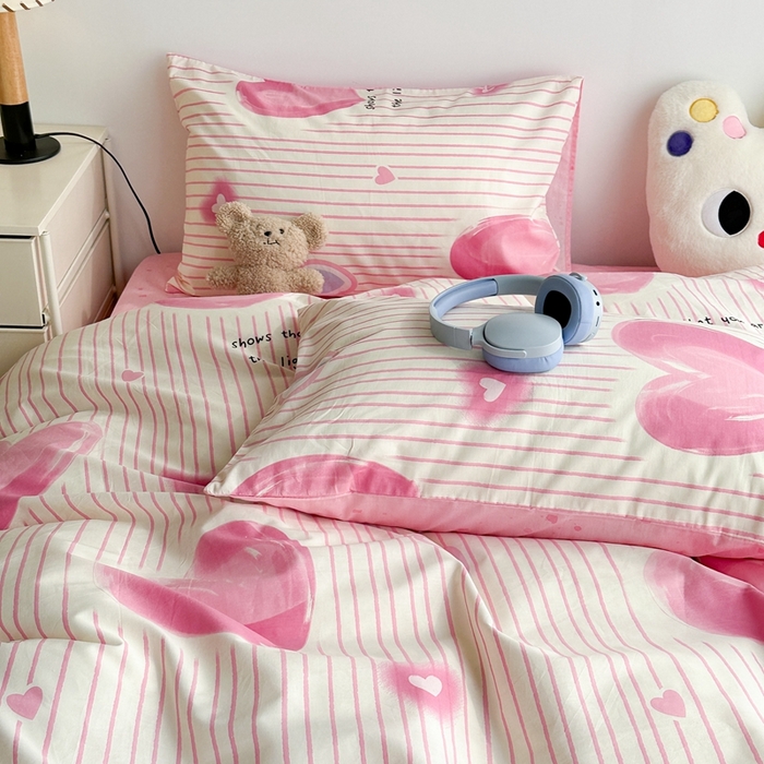 91家纺网 家纺一手货源 找家纺 昔可家纺 2024新款简约风全棉四件套 粉条爱心