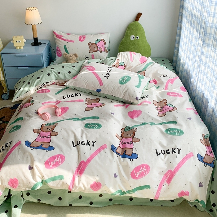 91家纺网 家纺一手货源 找家纺 昔可家纺 2023新款12月卡通全棉四件套 滑板熊