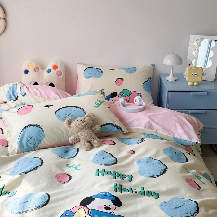 91家纺网 家纺一手货源 找家纺 昔可家纺 2024新款潮趣卡通系列全棉四件套 奶牛块狗狗