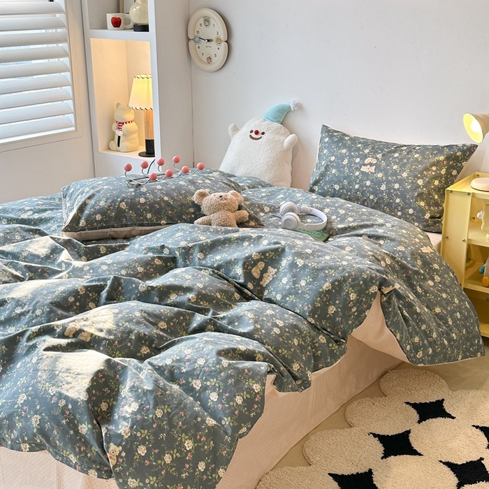 91家纺网 家纺一手货源 找家纺 昔可家纺 2024新款小清新系列全棉四件套 中古小花熊