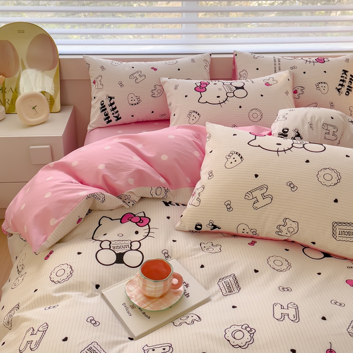 91家纺网 家纺一手货源 找家纺 金丝鸟 2024新款全棉四件套可爱卡通系列四件套 字母kt猫