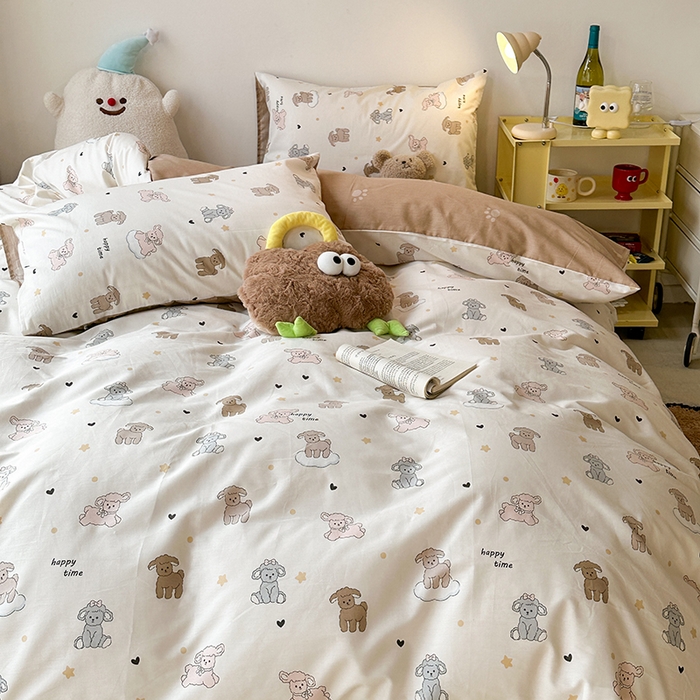 91家纺网 家纺一手货源 找家纺 昔可家纺 2024新款全棉萌趣卡通印花系列四件套 星星小羔羊