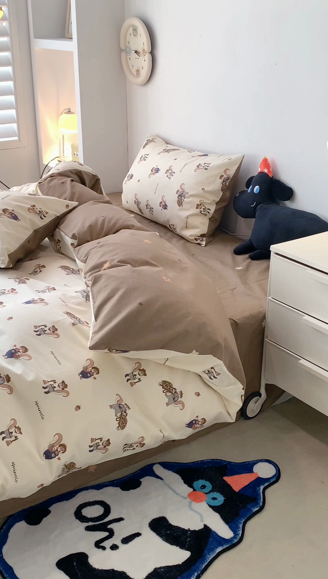 91家纺网 家纺一手货源 找家纺 昔可家纺 2024新款全棉萌趣卡通印花系列四件套 松果小松鼠