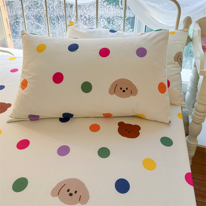 91家纺网 家纺一手货源 找家纺 名兮家居 2024新款卡通风系列全棉四件套 波点小熊