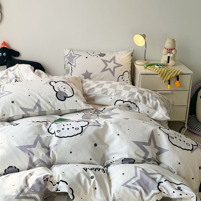 91家纺网 家纺一手货源 找家纺 昔可家纺 2024新款全棉萌趣卡通印花系列四件套 星星斑点狗