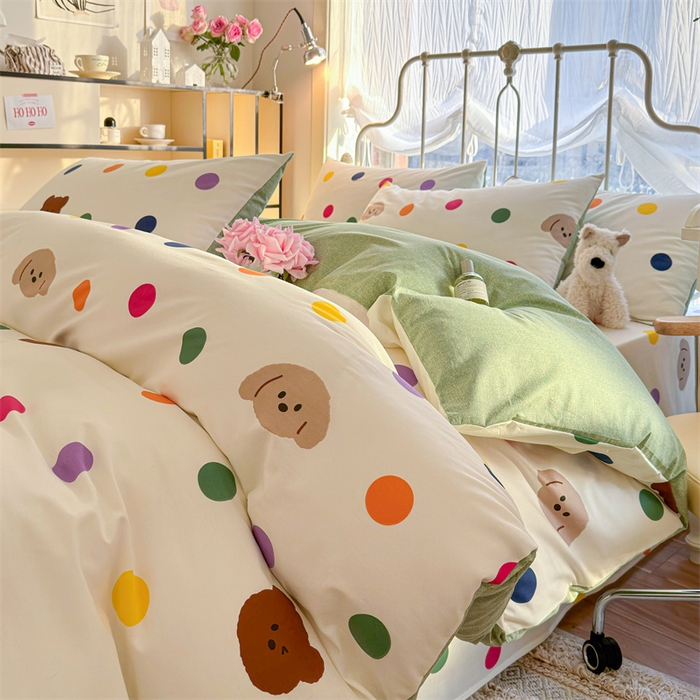 91家纺网 家纺一手货源 找家纺 名兮家居 2024新款卡通风系列全棉四件套 波点小熊
