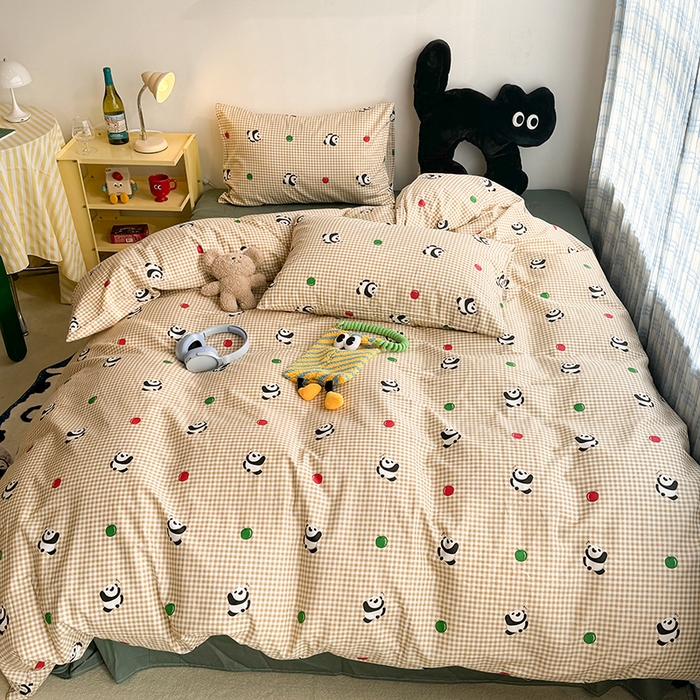 91家纺网 家纺一手货源 找家纺 昔可家纺 2024新款全棉萌趣卡通印花系列四件套 苹果熊猫