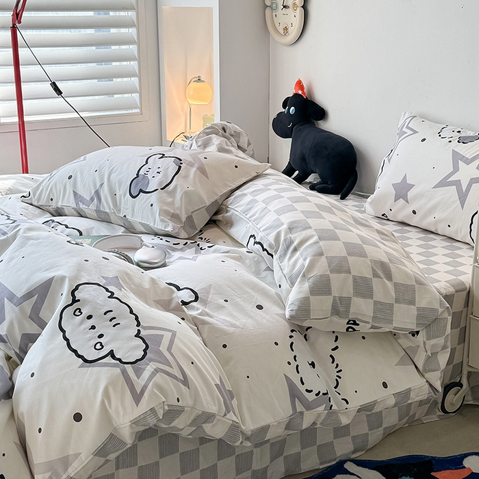 91家纺网 家纺一手货源 找家纺 昔可家纺 2024新款全棉萌趣卡通印花系列四件套 星星斑点狗