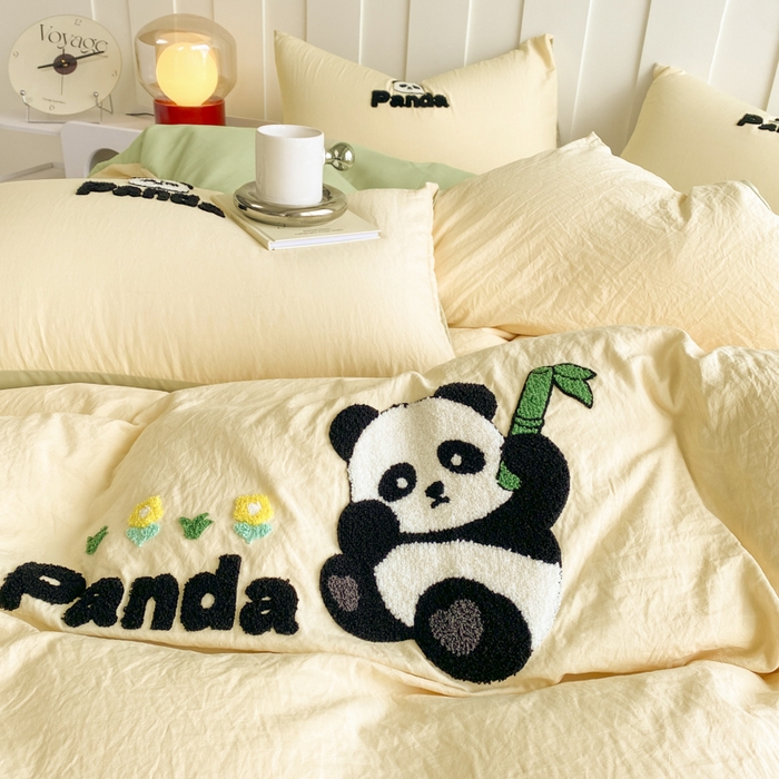 91家纺网 家纺一手货源 找家纺 优迈 2024新款超柔磨毛水洗棉毛巾绣四件套系列（专版） 熊猫