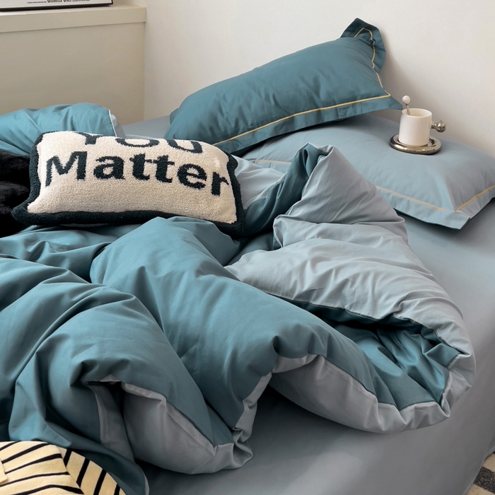 91家纺网 家纺一手货源 找家纺 恩泽家纺 2024新款全棉13372纯色双拼系列四件套 宝蓝+月白兰