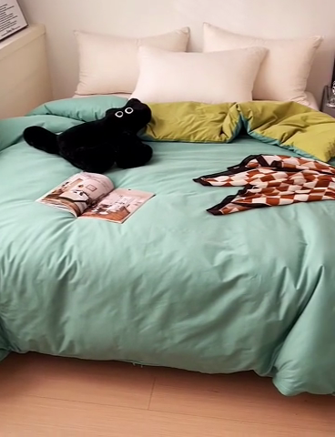 91家纺网 家纺一手货源 找家纺 恩泽家纺 2026新款全棉13372纯色双拼系列四件套 灰绿+果绿