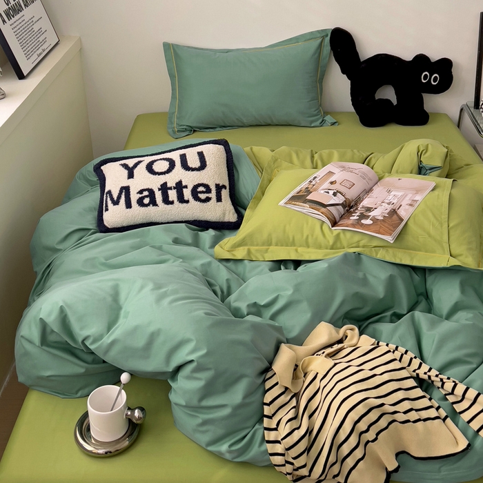 91家纺网 家纺一手货源 找家纺 恩泽家纺 2026新款全棉13372纯色双拼系列四件套 灰绿+果绿