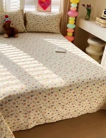 91家纺网 家纺一手货源 找家纺 名兮家居 2024新款小清新全棉单品床单 花与熊