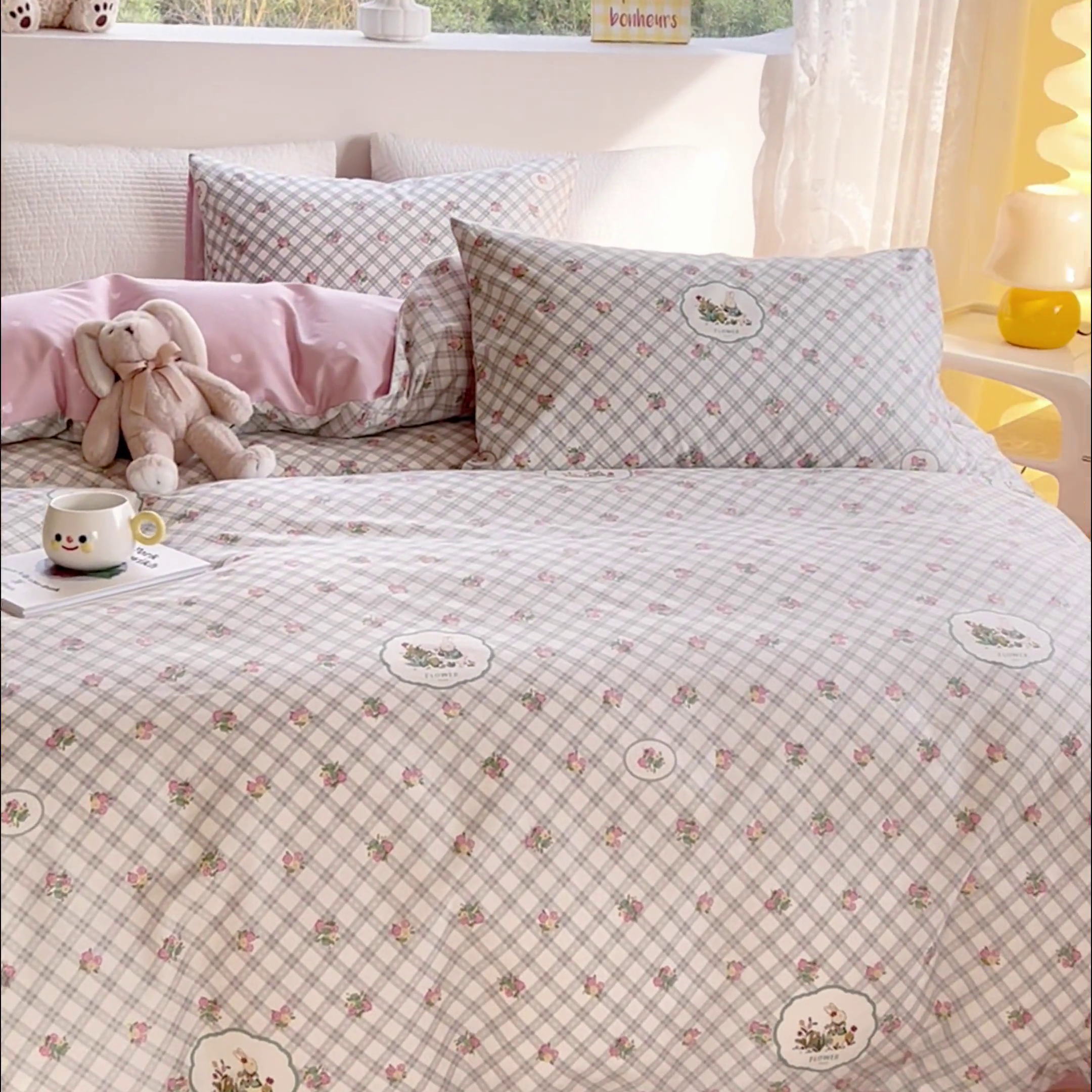 91家纺网 家纺一手货源 找家纺 感遇家纺 2024春夏新品全棉卡通印花四件套-第一批 田园小兔