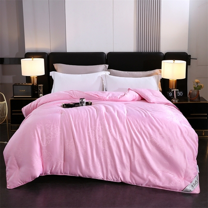 91家纺网 家纺一手货源 找家纺 恒鑫家纺 2025新款提花蚕丝被 少女粉