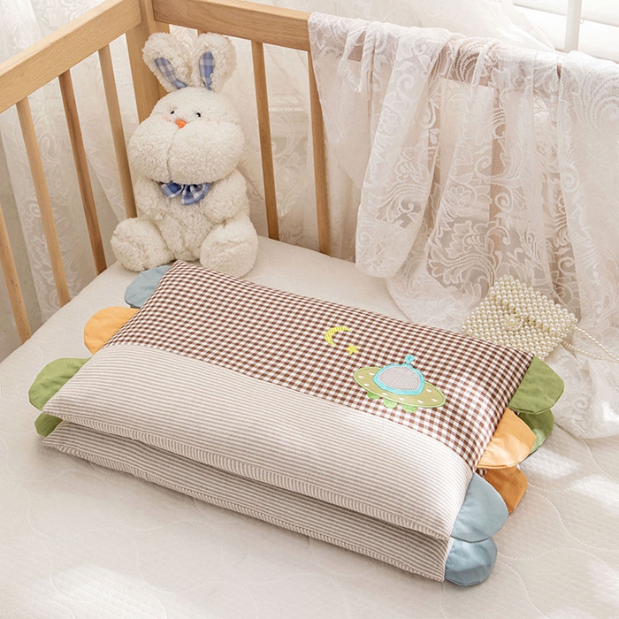 91家纺网 家纺一手货源 找家纺 织布人 2024新款荞麦枕全棉水洗棉彩虹边贴布绣儿童学生枕头枕套+枕芯 彩虹边荞麦枕-飞碟30*50cm