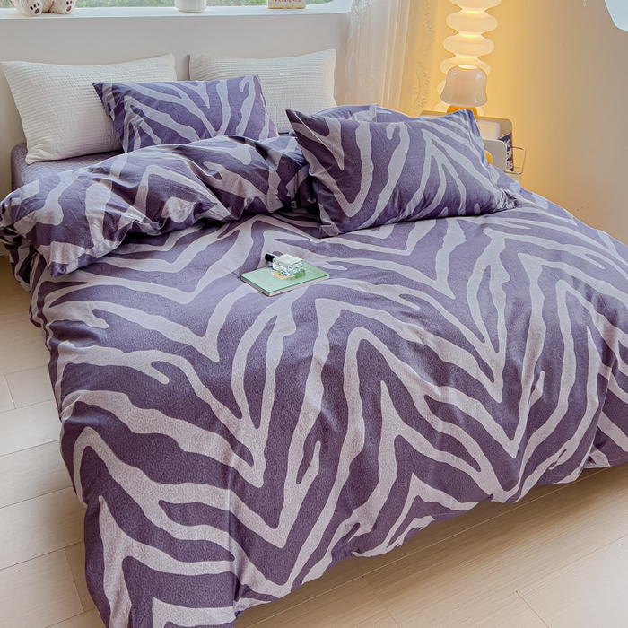 91家纺网 家纺一手货源 找家纺 感遇家纺 2024春夏新品全棉卡通印花四件套-第一批 豹纹紫