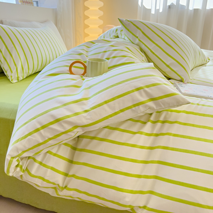 91家纺网 家纺一手货源 找家纺 感遇家纺 2024春夏新品全棉卡通印花四件套-第一批 抹茶条纹