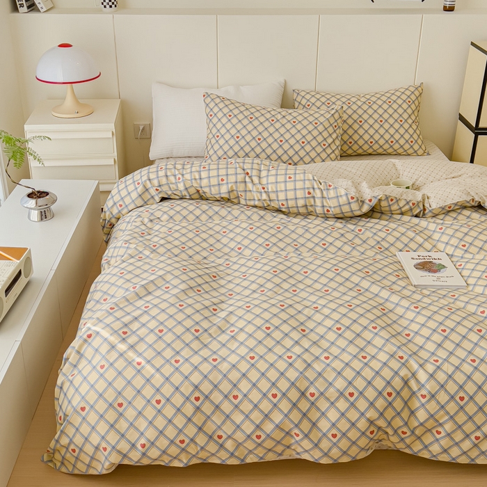 91家纺网 家纺一手货源 找家纺 感遇家纺 2024春夏新品全棉卡通印花四件套-第二批 爱心格子