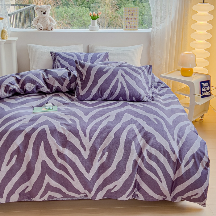 91家纺网 家纺一手货源 找家纺 感遇家纺 2024春夏新品全棉卡通印花四件套-第一批 豹纹紫