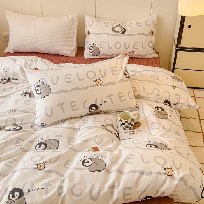 91家纺网 家纺一手货源 找家纺 感遇家纺 2024春夏新品全棉卡通印花四件套-第二批 小企鹅