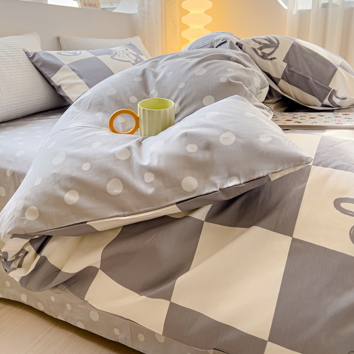 91家纺网 家纺一手货源 找家纺 感遇家纺 2024春夏新品全棉卡通印花四件套-第一批 格子恐龙